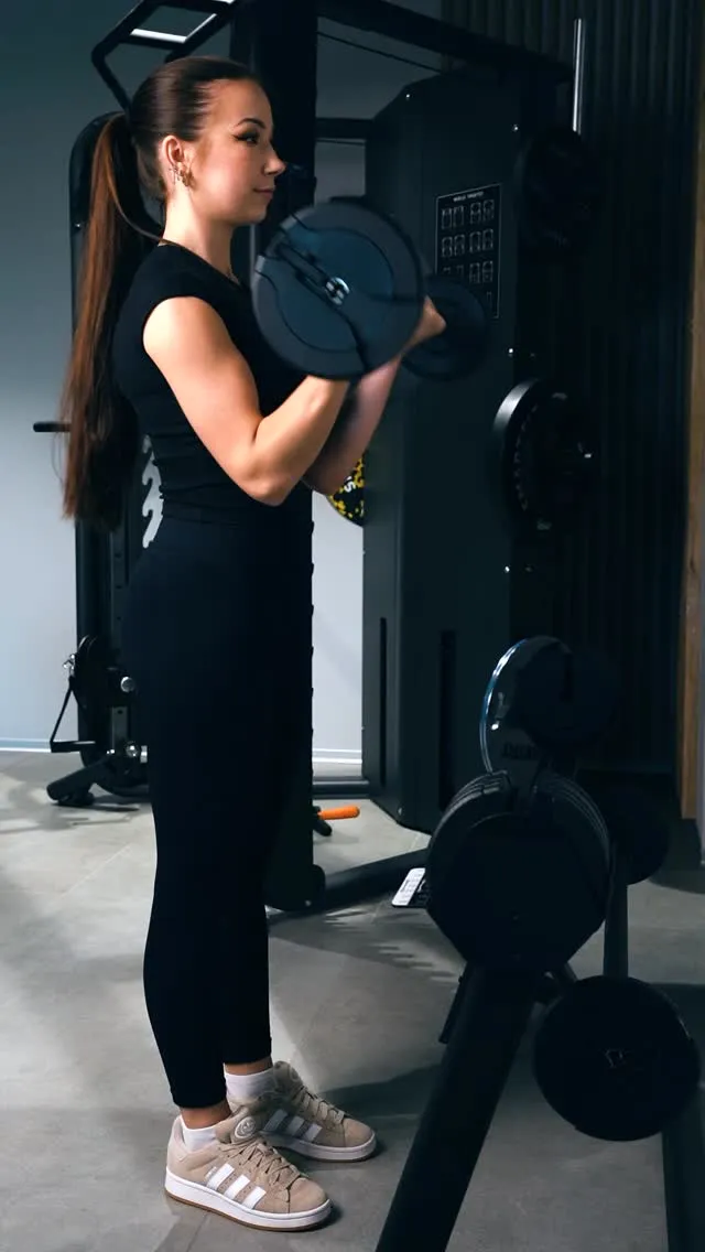 Kadr z realizacji: Arow Gym Store — reklama sprzętu fitness